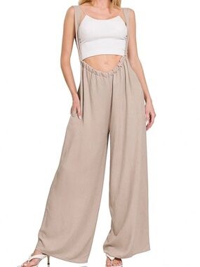 New Zenana Outfitters Beige Wide Leg Suspender Jumpsuit Pants Adjustable Relaxed